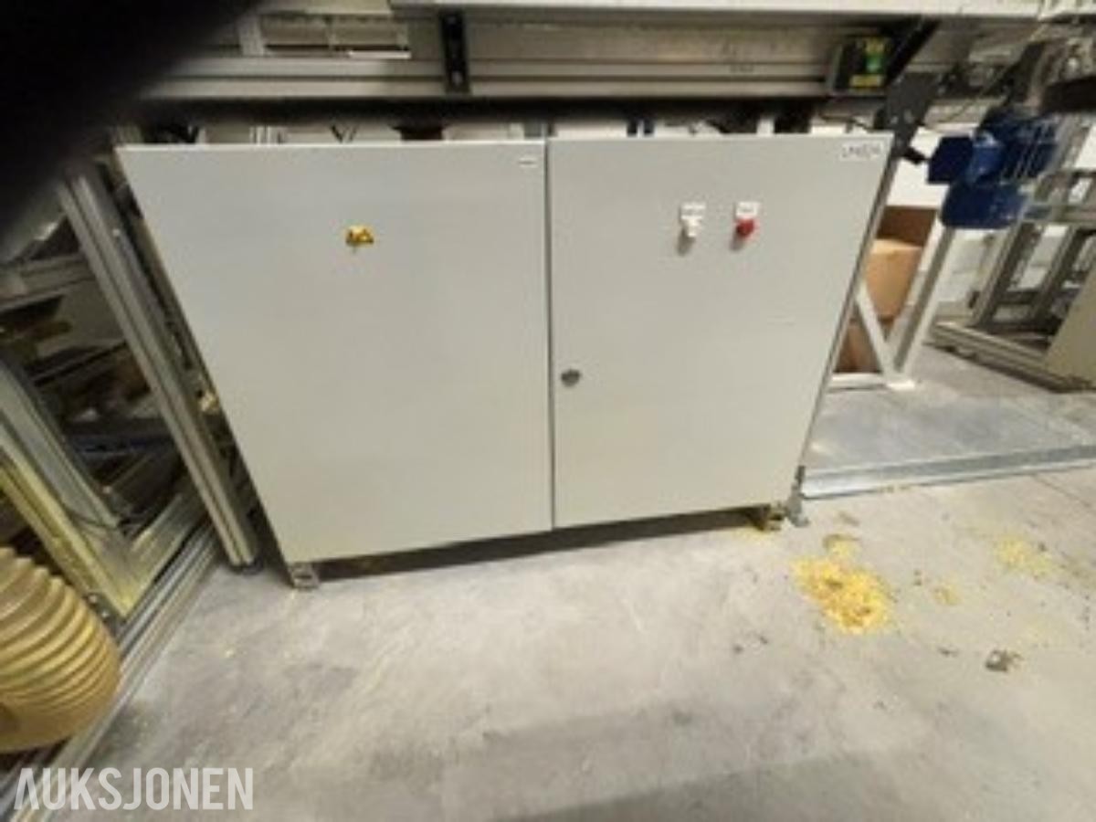 2021 Automasjonslinje Linje med robot og full styring